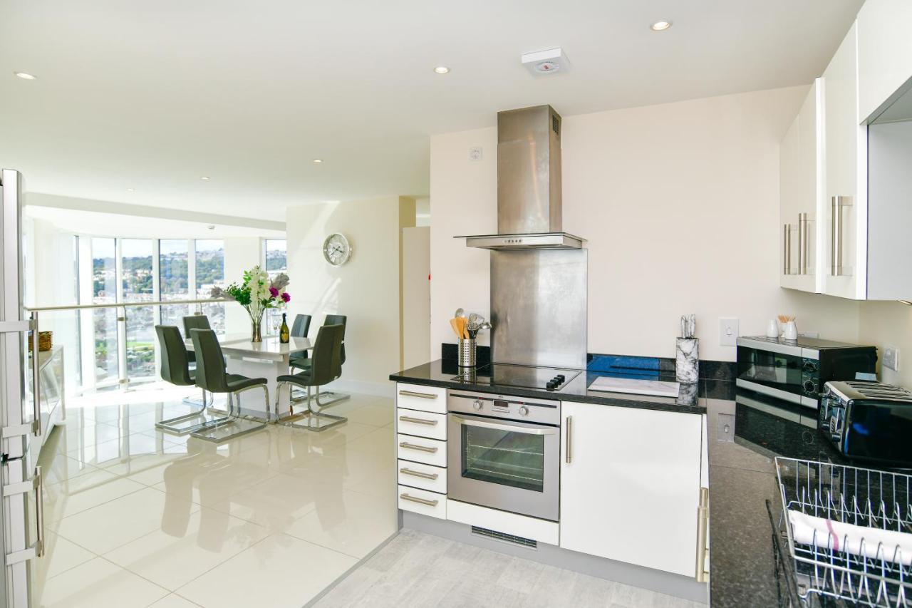 Just Stay Wales - Meridian Quay Penthouses Swansea Exterior foto