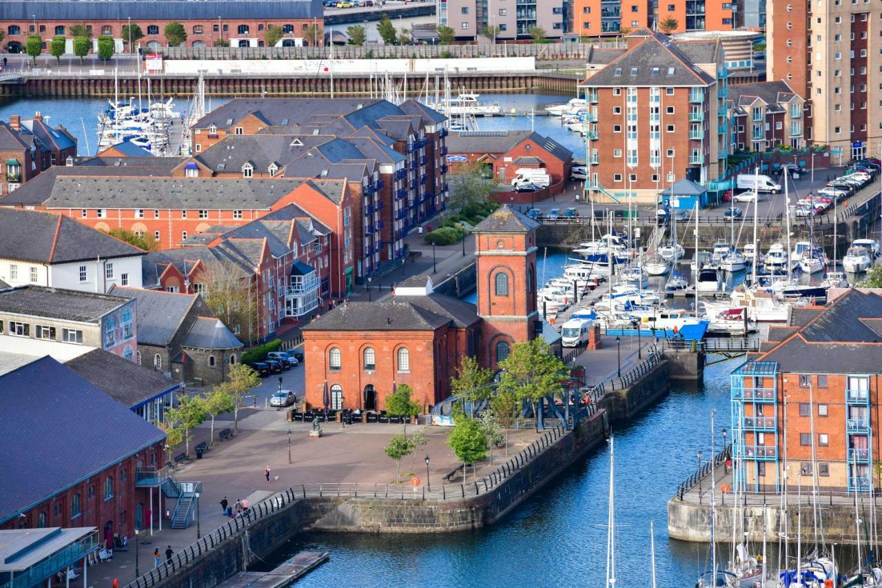 Just Stay Wales - Meridian Quay Penthouses Swansea Exterior foto